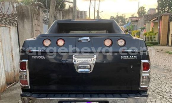 Acheter Occasion Voiture Toyota Hilux Noir à Addi Ark'ay, Amhara Acheter Occasion Voiture Toyota Hilux Noir à Addi Ark'ay, Amhara