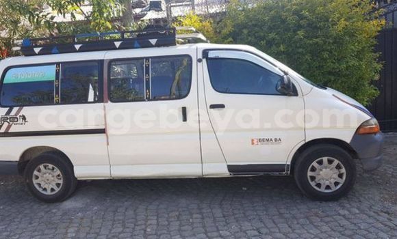 ይግዙ ያገለገለ Toyota Hiace ሌላ መኪና በ አቢምሳ በ ኦሮሚያ