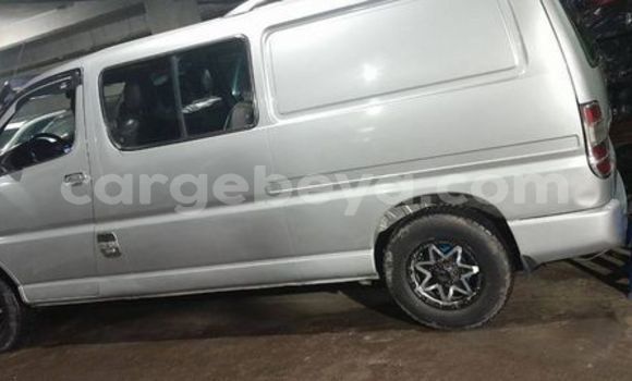 ይግዙ ያገለገለ Toyota Hiace ሌላ መኪና በ አቢይቲ–ካና በ ኢትዮጵያ
