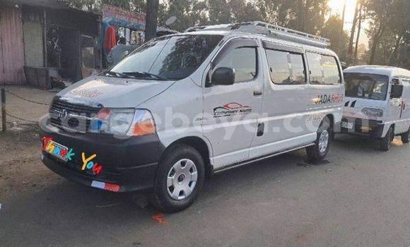 Oofamaa Toyota Duet Other Makiinaa iti Kemisē keessatti Ethiopia keessatti Oofamaa Toyota Duet Other Makiinaa iti Kemisē keessatti Ethiopia keessatti