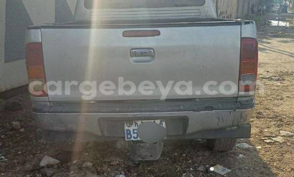 Oofamaa Toyota Dyna Other Makiinaa iti Adet keessatti Amhara keessatti Oofamaa Toyota Dyna Other Makiinaa iti Adet keessatti Amhara keessatti