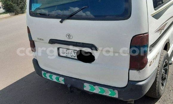 Oofamaa Acura CSX Other Makiinaa iti Addiet–Canna keessatti Ethiopia keessatti Oofamaa Acura CSX Other Makiinaa iti Addiet–Canna keessatti Ethiopia keessatti