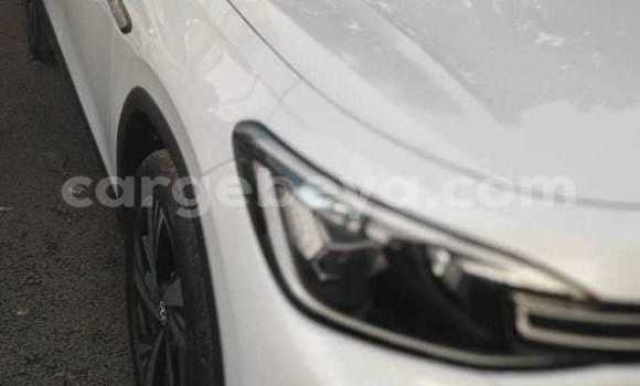 ይግዙ ያገለገለ Volkswagen Derby ነጭ መኪና በ አዲስ አበባ በ ኢትዮጵያ ይግዙ ያገለገለ Volkswagen Derby ነጭ መኪና በ አዲስ አበባ በ ኢትዮጵያ