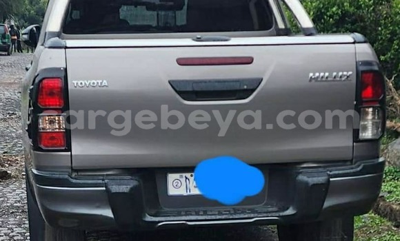 ይግዙ ያገለገለ Toyota Hilux ሌላ መኪና በ አዲስ አበባ በ ኢትዮጵያ ይግዙ ያገለገለ Toyota Hilux ሌላ መኪና በ አዲስ አበባ በ ኢትዮጵያ