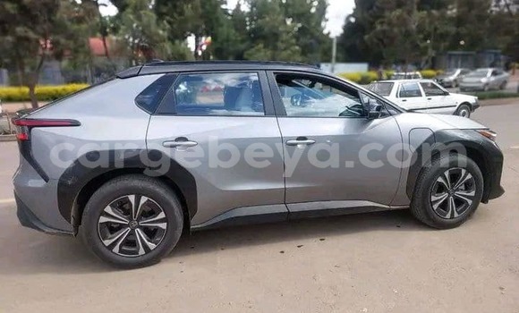 ይግዙ ያገለገለ Toyota Brevis ሌላ መኪና በ አዲስ አበባ በ ኢትዮጵያ ይግዙ ያገለገለ Toyota Brevis ሌላ መኪና በ አዲስ አበባ በ ኢትዮጵያ