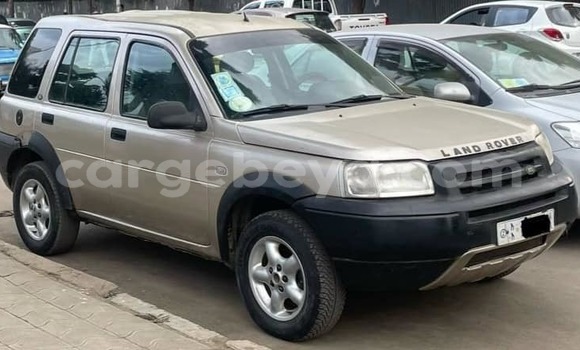 Buy Used Land Rover Defender Other Car in Addis–Ababa in Ethiopia