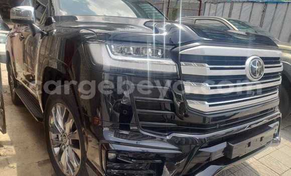 ይግዙ ያገለገለ Toyota Land Cruiser Prado ጥቁር መኪና በ አዲስ አበባ በ ኢትዮጵያ ይግዙ ያገለገለ Toyota Land Cruiser Prado ጥቁር መኪና በ አዲስ አበባ በ ኢትዮጵያ