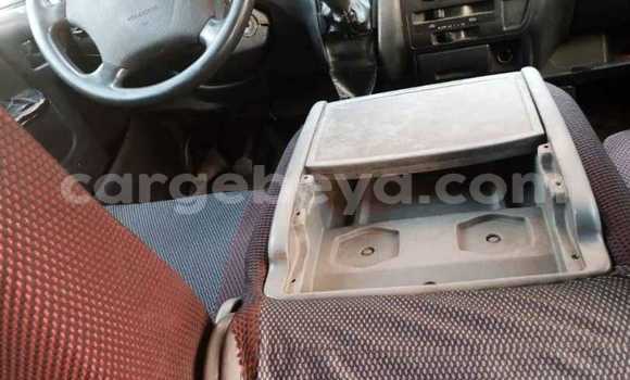 ይግዙ ያገለገለ Toyota Hiace ነጭ መኪና በ አክል በ ትግራይ ይግዙ ያገለገለ Toyota Hiace ነጭ መኪና በ አክል በ ትግራይ