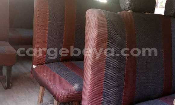 ይግዙ ያገለገለ Toyota Hiace ነጭ መኪና በ አክል በ ትግራይ ይግዙ ያገለገለ Toyota Hiace ነጭ መኪና በ አክል በ ትግራይ