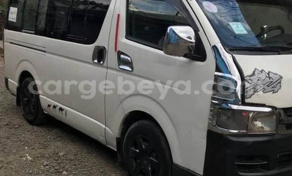 ይግዙ ያገለገለ Toyota Hiace ነጭ መኪና በ አክል በ ትግራይ ይግዙ ያገለገለ Toyota Hiace ነጭ መኪና በ አክል በ ትግራይ