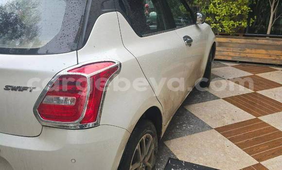 ይግዙ ያገለገለ Suzuki Swift ነጭ መኪና በ አዲስ አበባ በ ኢትዮጵያ ይግዙ ያገለገለ Suzuki Swift ነጭ መኪና በ አዲስ አበባ በ ኢትዮጵያ