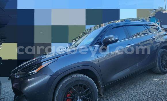 ይግዙ ያገለገለ Toyota Highlander ሌላ መኪና በ አዲስ አበባ በ ኢትዮጵያ ይግዙ ያገለገለ Toyota Highlander ሌላ መኪና በ አዲስ አበባ በ ኢትዮጵያ