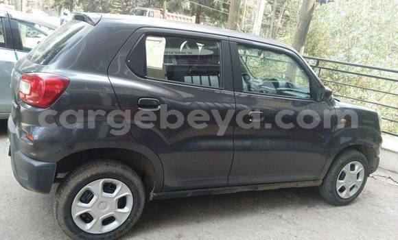 ይግዙ ያገለገለ Suzuki Samurai ጥቁር መኪና በ አዲስ አበባ በ ኢትዮጵያ ይግዙ ያገለገለ Suzuki Samurai ጥቁር መኪና በ አዲስ አበባ በ ኢትዮጵያ