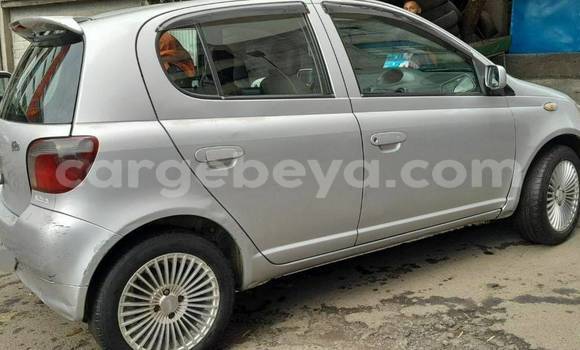 ይግዙ ያገለገለ Toyota Vitz ሌላ መኪና በ አዲስ አበባ በ ኢትዮጵያ ይግዙ ያገለገለ Toyota Vitz ሌላ መኪና በ አዲስ አበባ በ ኢትዮጵያ