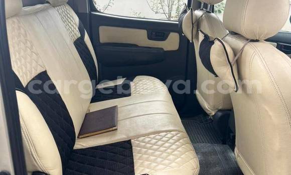 ይግዙ ያገለገለ Toyota Hilux ሌላ መኪና በ አቢይቲ–ካና በ ኢትዮጵያ ይግዙ ያገለገለ Toyota Hilux ሌላ መኪና በ አቢይቲ–ካና በ ኢትዮጵያ