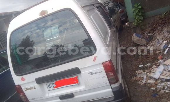 Acheter Occasion Voiture Toyota Duet Blanc à Addigrat, Tigray Acheter Occasion Voiture Toyota Duet Blanc à Addigrat, Tigray