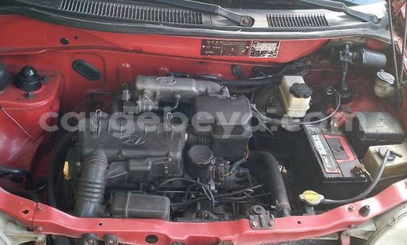 Acheter Occasion Voiture Kia Sedona Rouge à Addis Ababa, Ethiopie Acheter Occasion Voiture Kia Sedona Rouge à Addis Ababa, Ethiopie