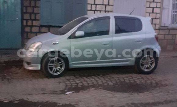 Oofamaa Toyota Vitz Other Makiinaa iti Abiy Adi keessatti Tigray keessatti Oofamaa Toyota Vitz Other Makiinaa iti Abiy Adi keessatti Tigray keessatti