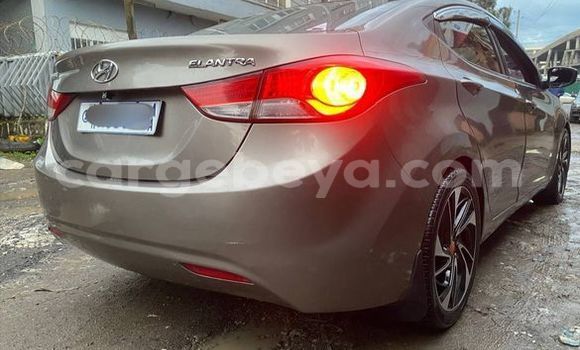 Oofamaa Hyundai Elantra Other Makiinaa iti Addiet–Canna keessatti Ethiopia keessatti Oofamaa Hyundai Elantra Other Makiinaa iti Addiet–Canna keessatti Ethiopia keessatti