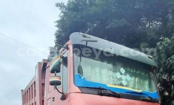 Oofamaa Acura CSX Green Makiinaa iti Abiy Adi keessatti Tigray keessatti Oofamaa Acura CSX Green Makiinaa iti Abiy Adi keessatti Tigray keessatti