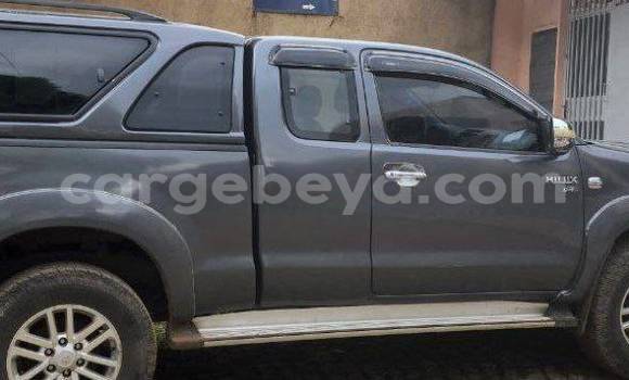 Oofamaa Toyota Kluger Other Makiinaa iti Abomsa keessatti Oromia keessatti Oofamaa Toyota Kluger Other Makiinaa iti Abomsa keessatti Oromia keessatti