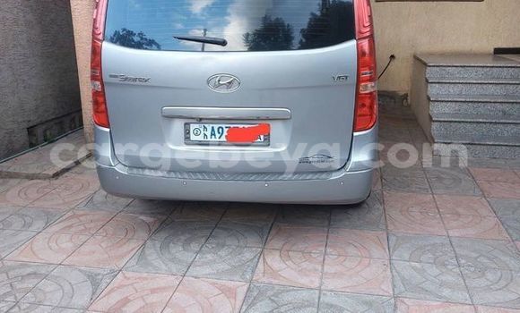 Oofamaa Toyota 4Runner Other Makiinaa iti Abiy Adi keessatti Tigray keessatti Oofamaa Toyota 4Runner Other Makiinaa iti Abiy Adi keessatti Tigray keessatti