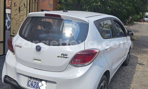 Oofamaa Hyundai Accent Other Makiinaa iti Addiet–Canna keessatti Ethiopia keessatti Oofamaa Hyundai Accent Other Makiinaa iti Addiet–Canna keessatti Ethiopia keessatti