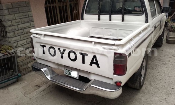 Buy Used Toyota Hilux White Car in Addis Zemen in Amhara Buy Used Toyota Hilux White Car in Addis Zemen in Amhara