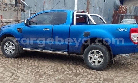 Buy Used Ford Taurus X Blue Car in Addis 'Alem in Amhara Buy Used Ford Taurus X Blue Car in Addis 'Alem in Amhara