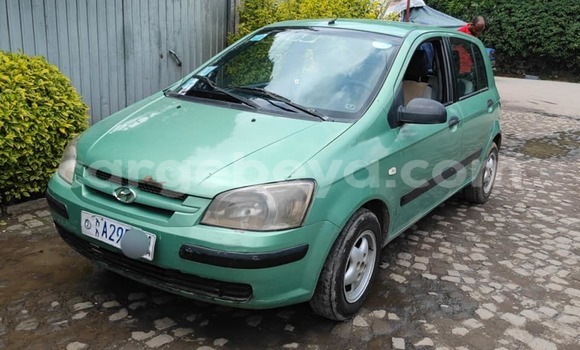 Oofamaa Hyundai Getz Green Makiinaa iti Abomsa keessatti Oromia keessatti
