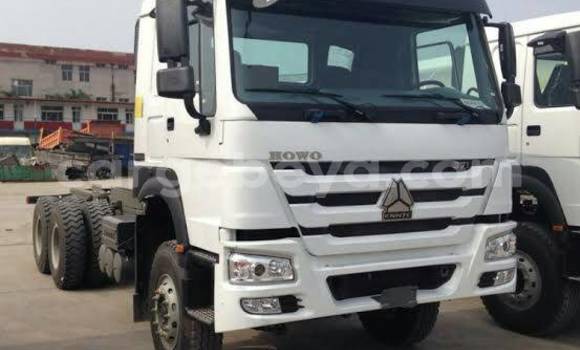 Buy Used Sino Howo White Truck in Addigrat in Tigray Buy Used Sino Howo White Truck in Addigrat in Tigray