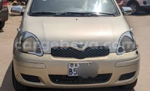 Oofamaa Toyota Vitz Other Makiinaa iti Addis–Ababa keessatti Ethiopia keessatti Oofamaa Toyota Vitz Other Makiinaa iti Addis–Ababa keessatti Ethiopia keessatti