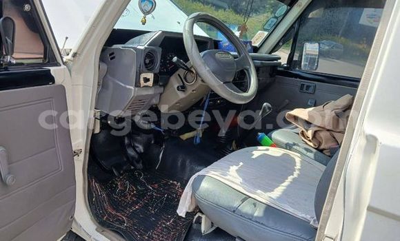 Acheter Occasion Voiture Toyota Land Cruiser Prado Autre à Addis Ababa, Ethiopie Acheter Occasion Voiture Toyota Land Cruiser Prado Autre à Addis Ababa, Ethiopie