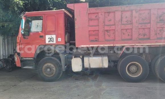 ይግዙ ያገለገለ Toyota 2000GT ሌላ መኪና በ አዲስ አበባ በ ኢትዮጵያ