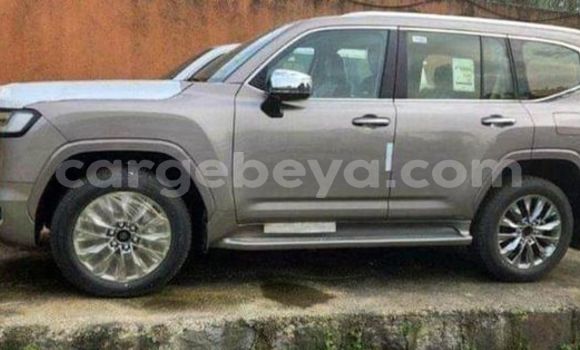 Buy Used Toyota Land Cruiser Prado Other Car in Addis–Ababa in Ethiopia Buy Used Toyota Land Cruiser Prado Other Car in Addis–Ababa in Ethiopia