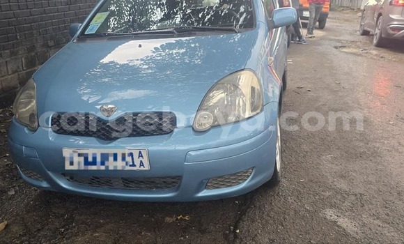 Buy Used Toyota Vitz Blue Car in Addis–Ababa in Ethiopia