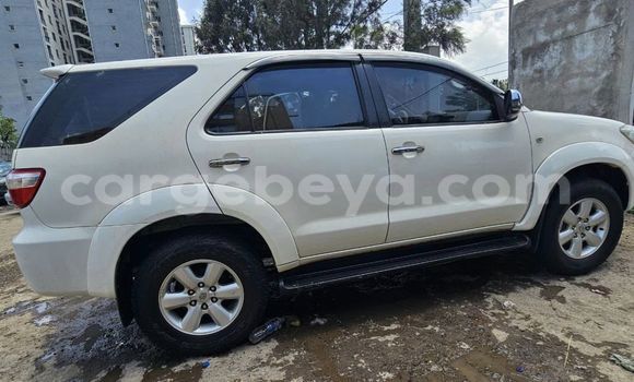 Buy Used Toyota Fortuner White Car in Addis–Ababa in Ethiopia Buy Used Toyota Fortuner White Car in Addis–Ababa in Ethiopia