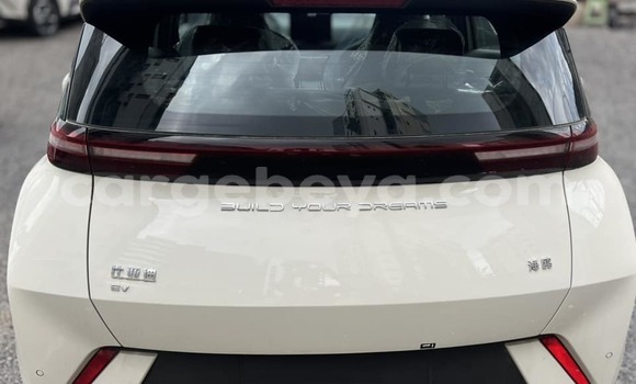 Buy Used BYD S6 White Car in Addis–Ababa in Ethiopia Buy Used BYD S6 White Car in Addis–Ababa in Ethiopia