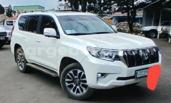 Buy Used Toyota Land Cruiser Prado White Car in Addis–Ababa in Ethiopia
