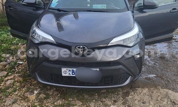 Oofamaa Toyota C-HR Other Makiinaa iti Addis–Ababa keessatti Ethiopia keessatti