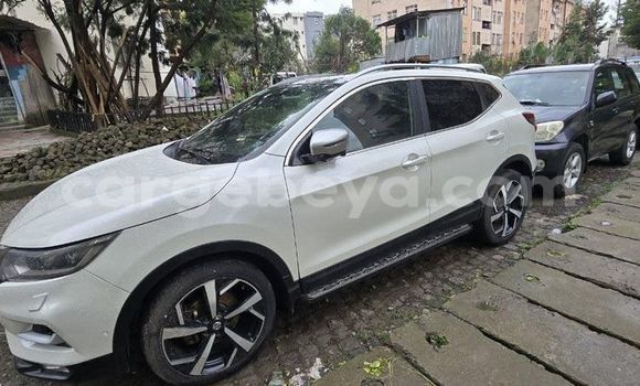 Acheter Occasion Voiture Nissan Qashqai Blanc à Addis Ababa, Ethiopie Acheter Occasion Voiture Nissan Qashqai Blanc à Addis Ababa, Ethiopie