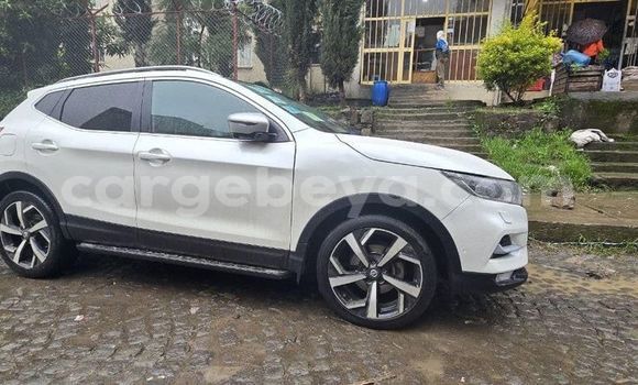Acheter Occasion Voiture Nissan Qashqai Blanc à Addis Ababa, Ethiopie Acheter Occasion Voiture Nissan Qashqai Blanc à Addis Ababa, Ethiopie
