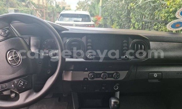 Acheter Occasion Voiture Toyota Tacoma Noir à Addis Ababa, Ethiopie Acheter Occasion Voiture Toyota Tacoma Noir à Addis Ababa, Ethiopie