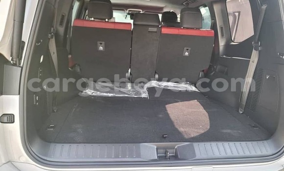 Acheter Occasion Voiture Toyota Land Cruiser Blanc à Addis Ababa, Ethiopie Acheter Occasion Voiture Toyota Land Cruiser Blanc à Addis Ababa, Ethiopie