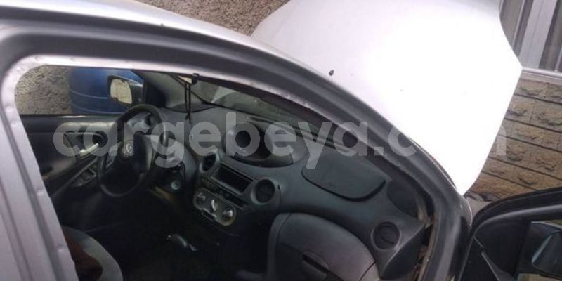 Big with watermark toyota vitz ethiopia addis ababa 11982