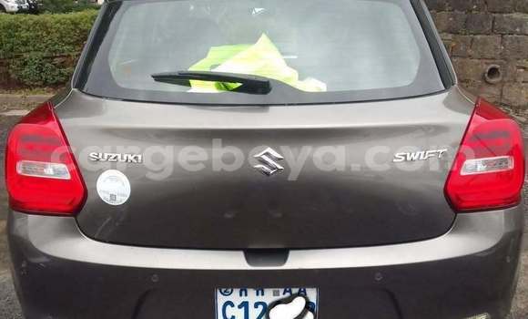 ይግዙ ያገለገለ Suzuki Swift ሌላ መኪና በ አዲስ አበባ በ ኢትዮጵያ