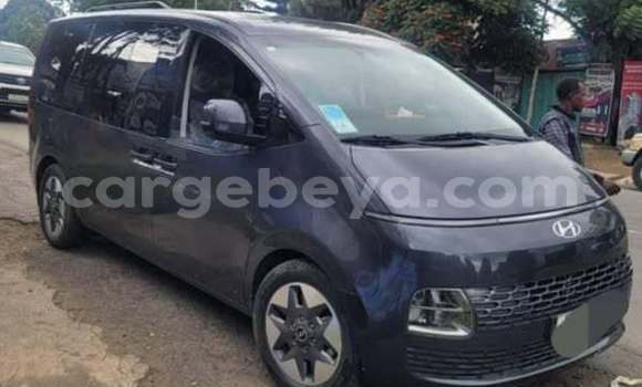 Buy Used Hyundai Santa Fe Other Car in Addis–Ababa in Ethiopia Buy Used Hyundai Santa Fe Other Car in Addis–Ababa in Ethiopia