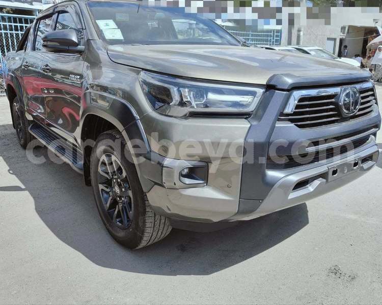 Big with watermark toyota hilux ethiopia addis ababa 12025