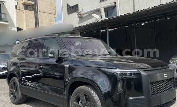 Oofamaa SsangYong Istana Black Makiinaa iti Addis–Ababa keessatti Ethiopia keessatti