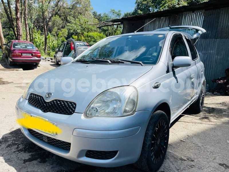 Big with watermark toyota vitz ethiopia addis ababa 12029